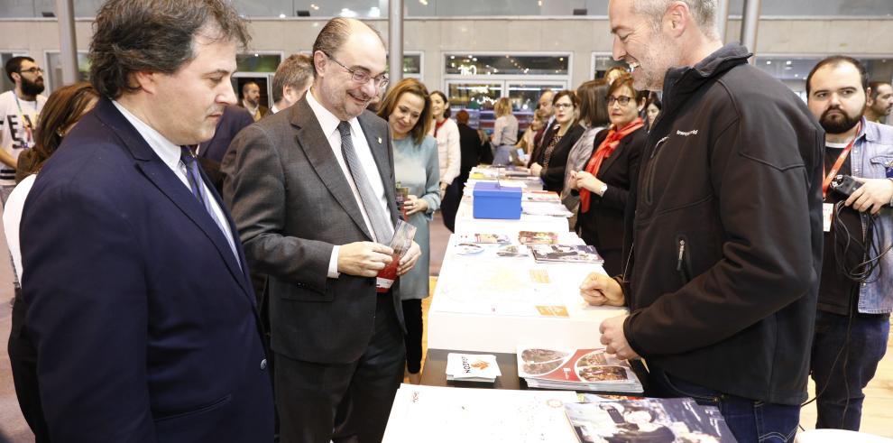 Gran día para Aragón en Fitur con el apoyo del Embajador de China y de la Ministra de Turismo que aportan grandes anuncios para la promoción turística de Aragón