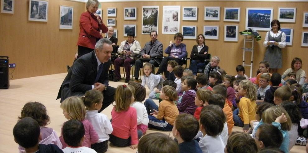 La exposición sobre los noventa años de historia del Parque Nacional de Ordesa viaja hasta el colegio Lucien Briet