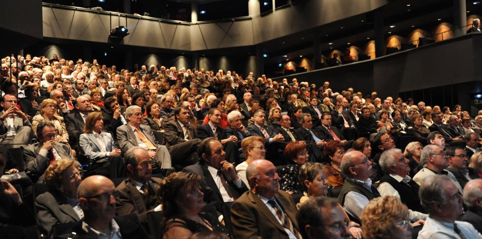 El presidente de Aragón participa en el Centenario del Centro Aragones en Barcelona