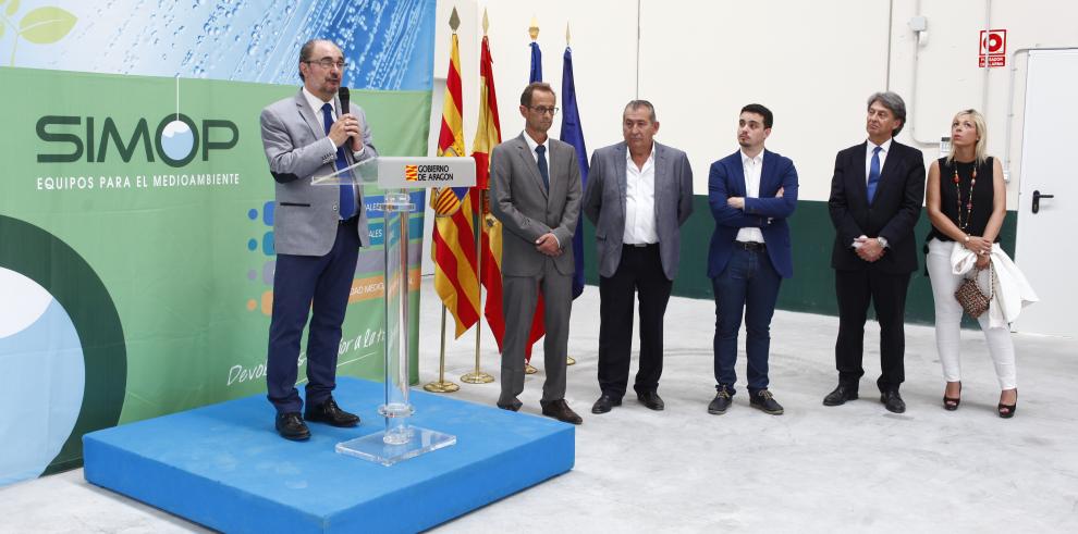 Lambán inaugura las nuevas instalaciones de la empresa de plásticos Simop ubicada en Bujaraloz