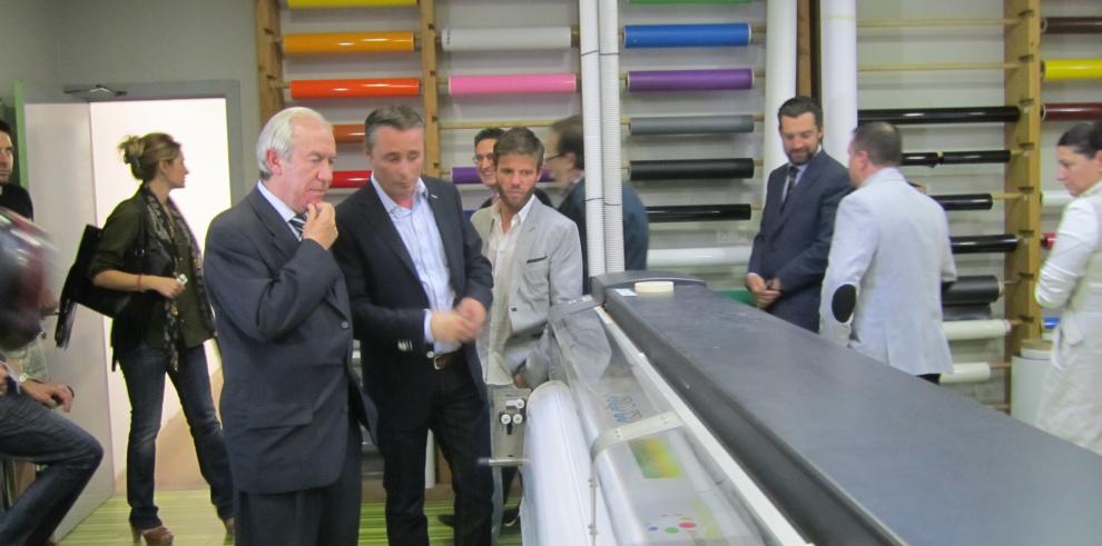 Franciso Bono ha inaugurado la ampliación de las instalaciones de la empresa Seytam y Raster Digital