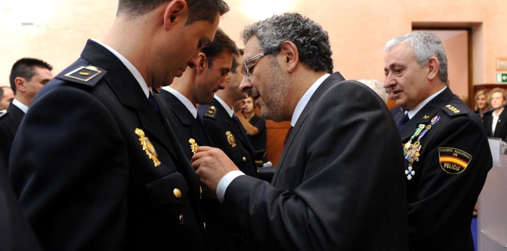 El consejero de Política Territorial, Justicia e Interior ha asistido al Día de la Policía en Zaragoza