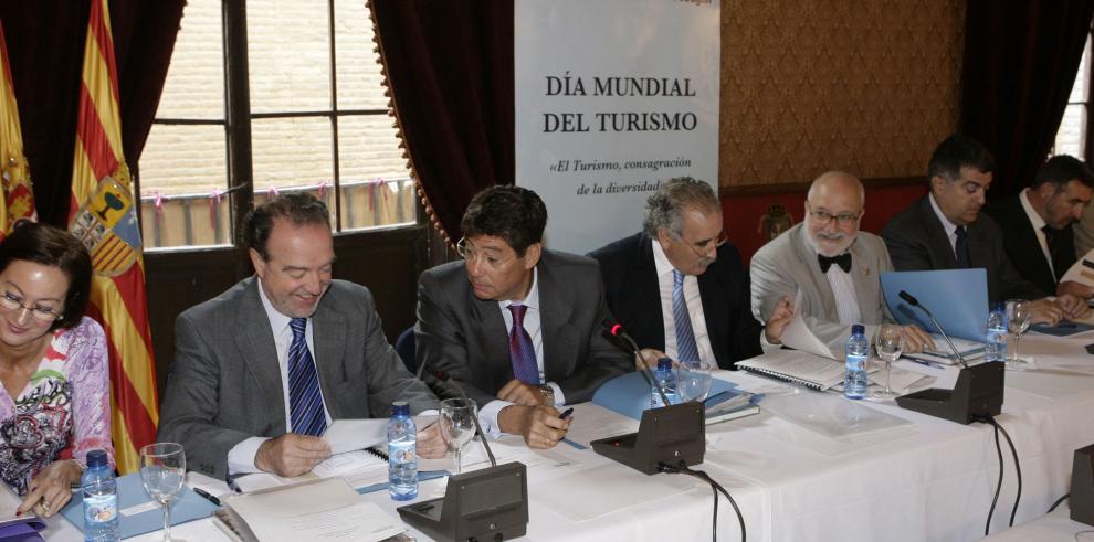 El Cabildo Metropolitano de Zaragoza recibe la Medalla al Mérito Turístico 2009  