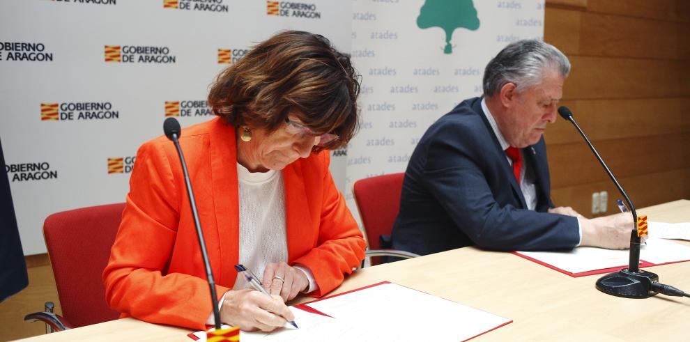 Gobierno de Aragón y Atades colaborarán en la prevención y detección de todo tipo de violencia contra las mujeres con discapacidad