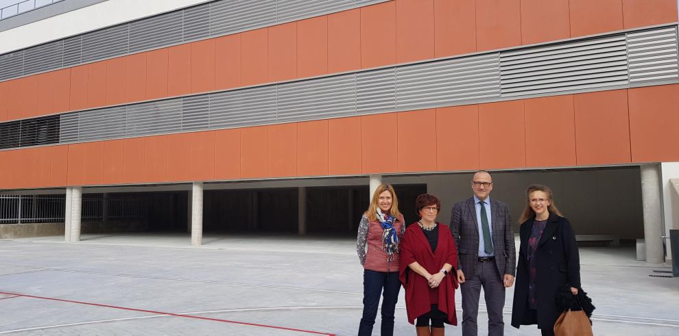 Los alumnos de Bachillerato del IES Clara Campoamor estrenan nuevo edificio