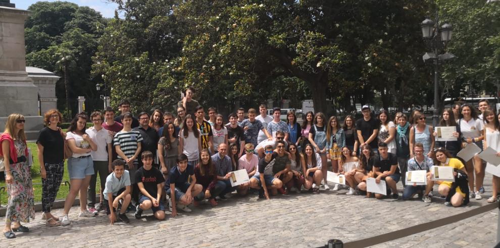 Los alumnos de cinco centros educativos aragoneses siguen la pista de Goya en el Museo del Prado