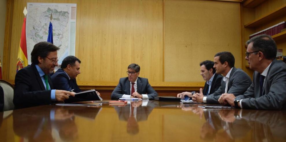 El Clúster de Automoción de Aragón y el Gobierno de Aragón trabajarán juntos para afrontar los nuevos retos del sector