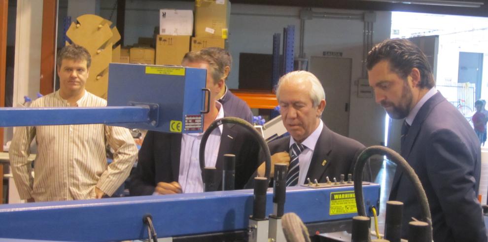 Franciso Bono ha inaugurado la ampliación de las instalaciones de la empresa Seytam y Raster Digital