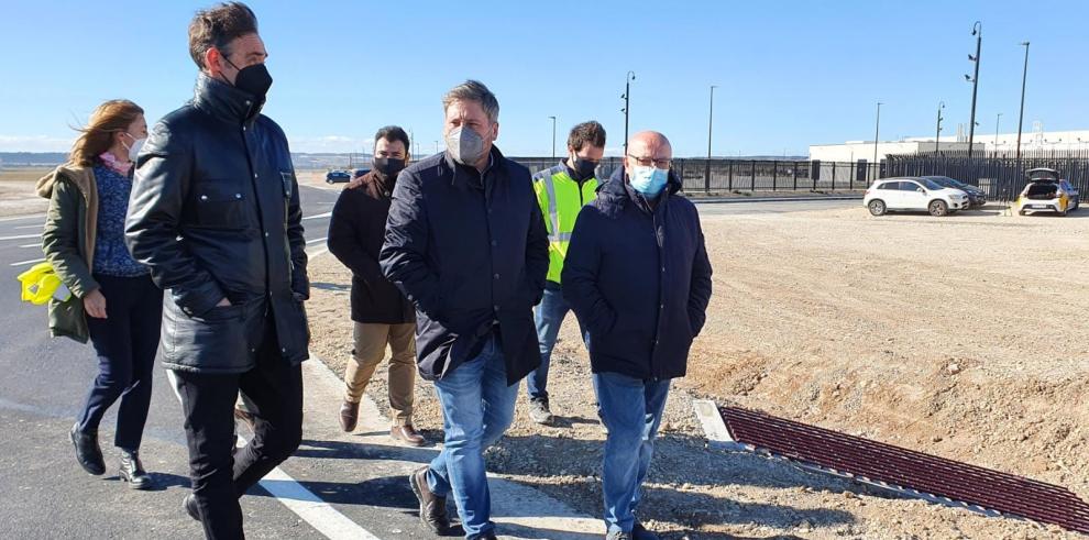 Avanzan las obras en la rotonda del polígono de tecnologías de la información en Villanueva de Gállego