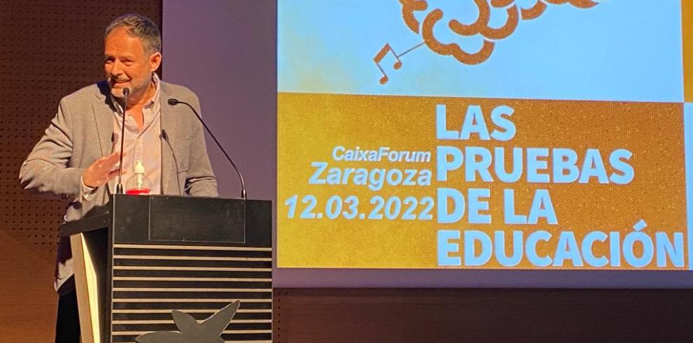 Los docentes aragoneses debaten sobre investigación educativa en Zaragoza