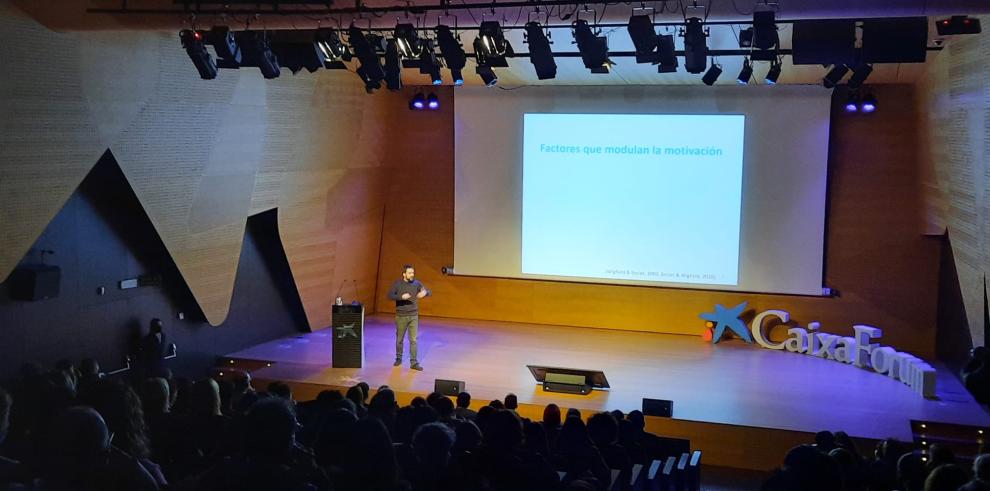 Los docentes aragoneses debaten sobre investigación educativa en Zaragoza