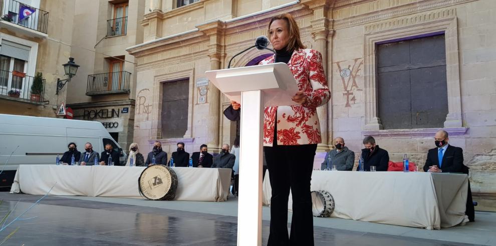 Mayte Pérez destaca en Alcañiz que la tradición del Tambor y el Bombo “nos representa, identifica y enorgullece a todos”