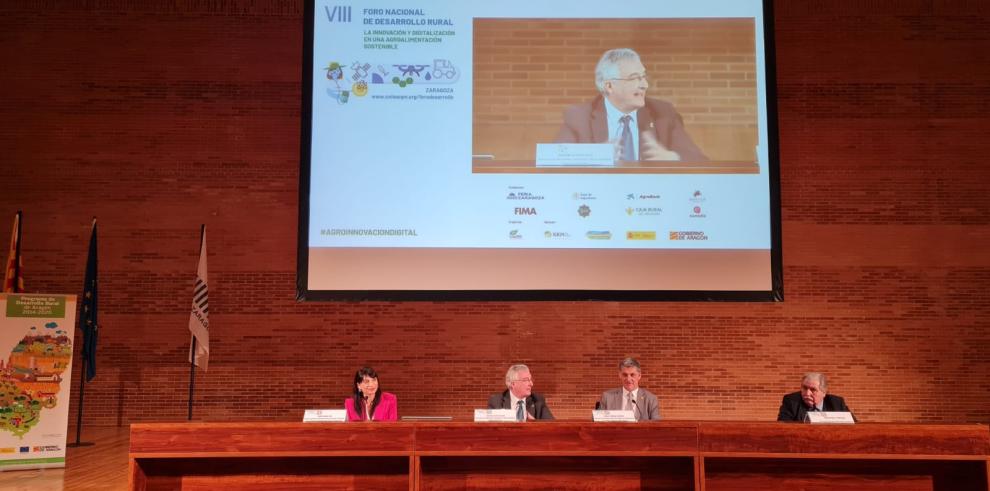 Olona, en la jornada inaugural del VIII Foro Nacional de Desarrollo Rural en FIMA.