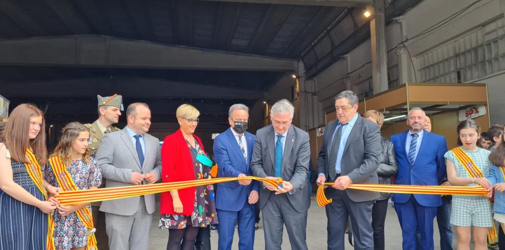 Olona inaugura la Feria Valga.