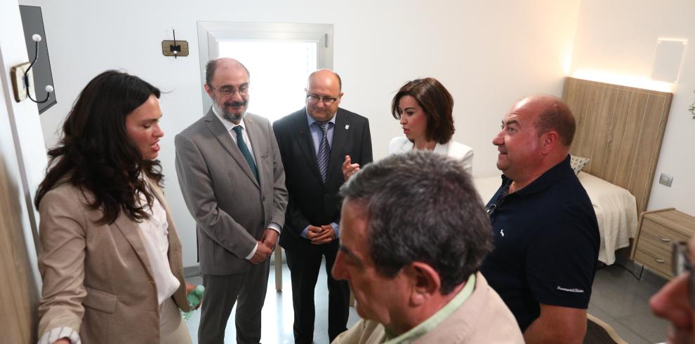 El Presidente de Aragón inaugura la residencia y centro de día de Biota
