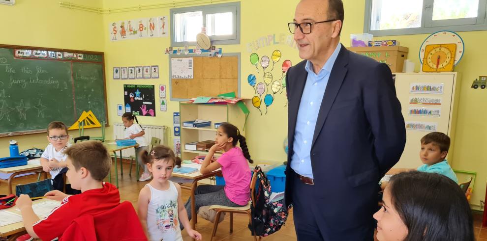 Felipe Faci en el aula de Camañas