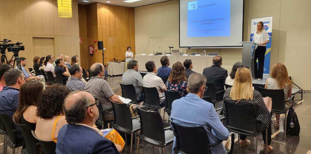 Gastón en la inauguración de la jornada de Tradime sobre enfermedades profesionales