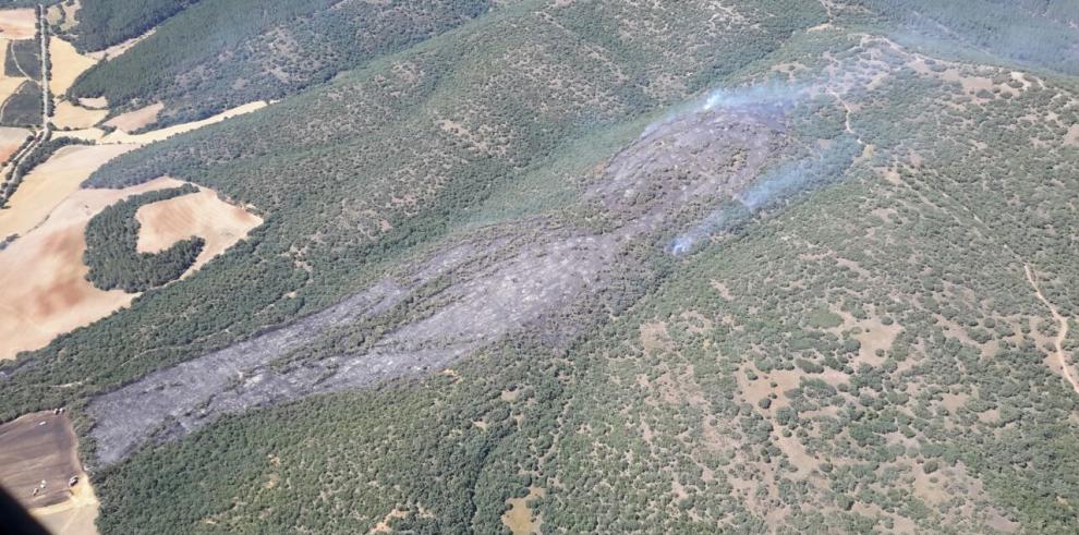El incendio de Mainar una vez estabilizado.