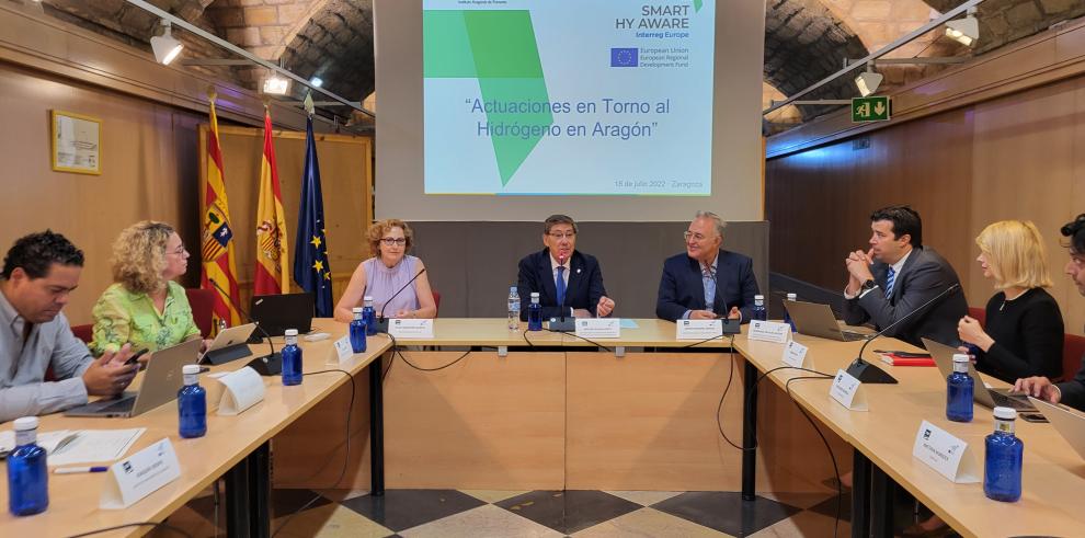 Aliaga inaugura la jornada “Actuaciones en torno al Hidrógeno en Aragón”