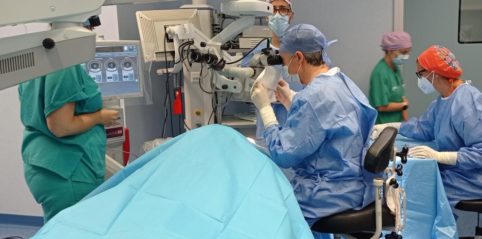 Inicio de una operación de cataratas en el Hospital Nuestra Señora de Gracia.