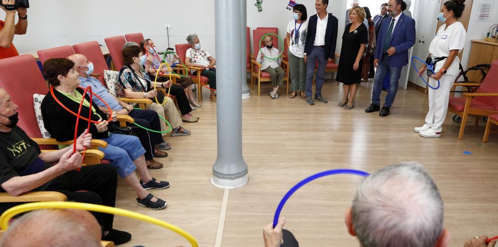Lambán visita la Fundación "La Caridad"