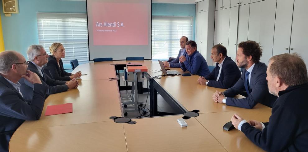 Gastón y Olona visitan Alendi en Zuera y las instalaciones de la cooperativa de Almudévar