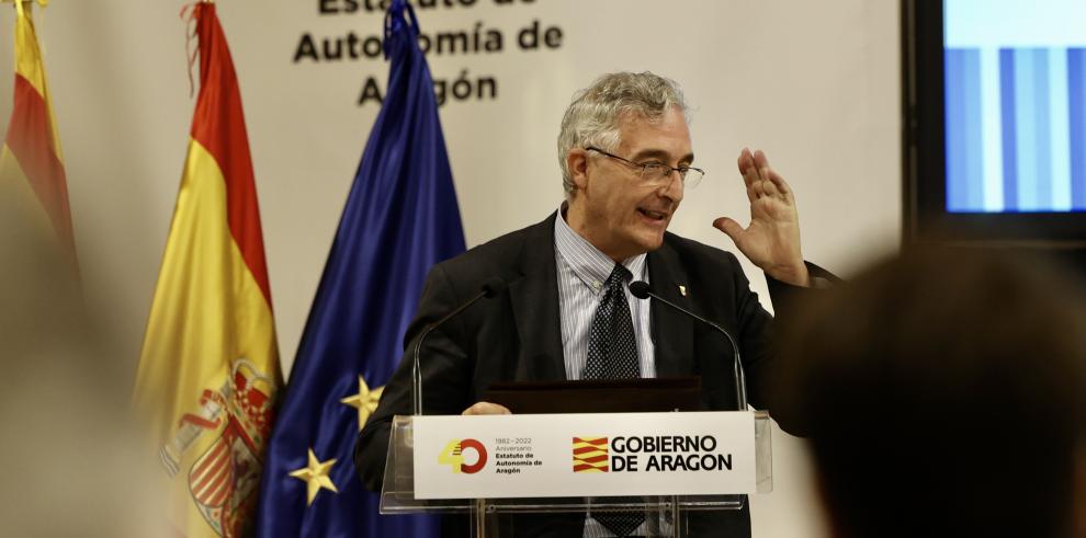 El consejero de Agricultura, Ganadería y Medio Ambiente, Joaquín Olona, durante la inauguración de la II Aragón Climate Week.