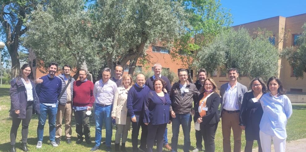 Fotografía de grupo de los investigadores que participan en el proyecto.