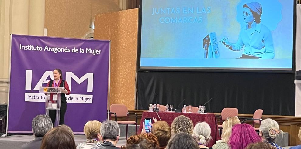 María Goikoetxea presenta el proyecto "Juntas en las Comarcas"