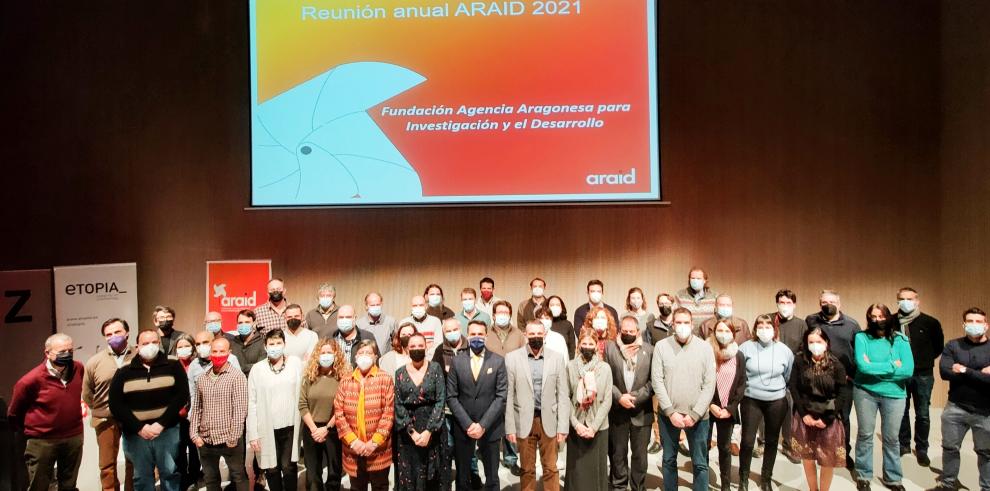 Fotografía de grupo de los investigadores ARAID.