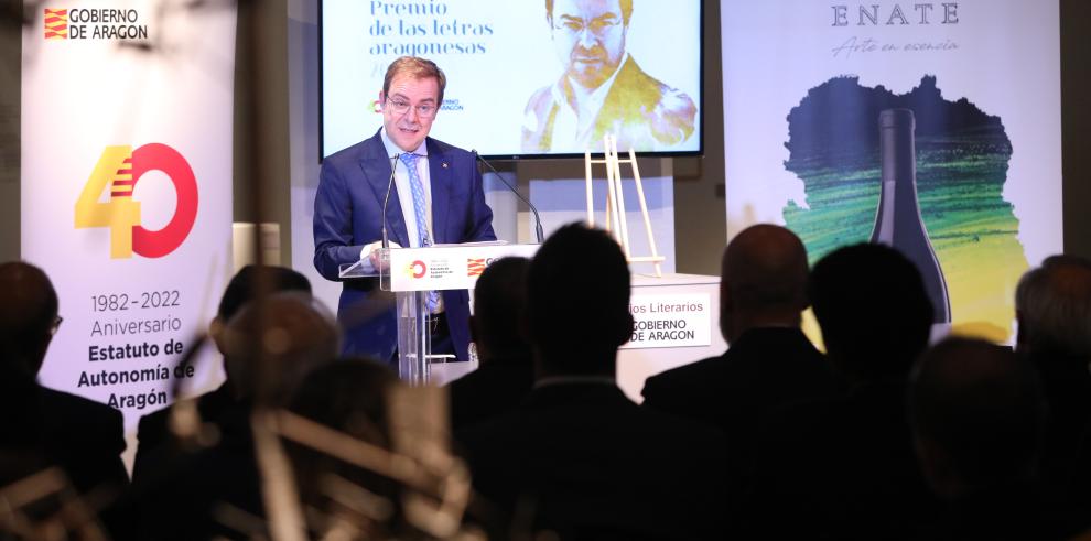 Javier Sierra recibe el Premio de las Letras Aragonesas