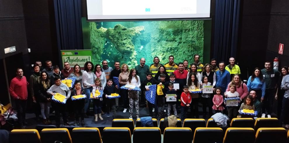 Foto de familia con los ganadores.