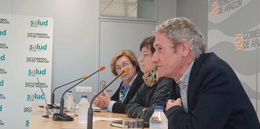 Chaverri, Del Corral y Abad, en la rueda de prensa.