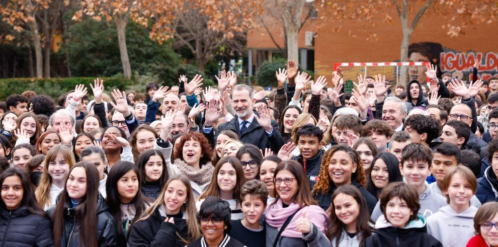 El IES Ramón y Cajal de #Zaragoza recibe el Premio Escuela del año 2021 de la Fundación Princesa de Girona por su modelo inclusivo y de integración