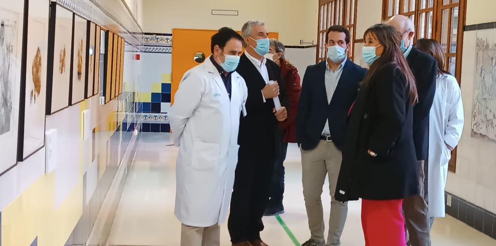 La consejera de Sanidad ha inagurado hoy la muestra, centrada en Ramón y Cajal.