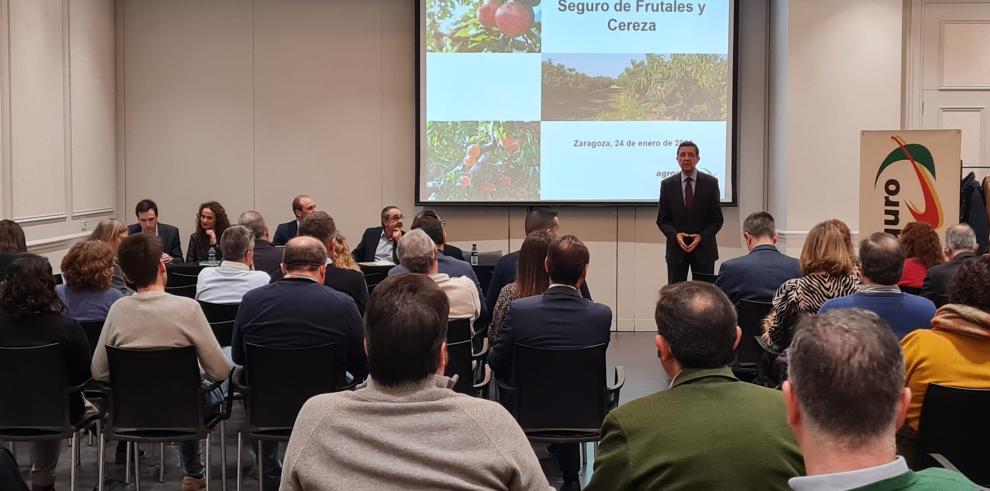 Imagen de la jornada una jornada divulgativa sobre el seguro de frutales en Aragón.