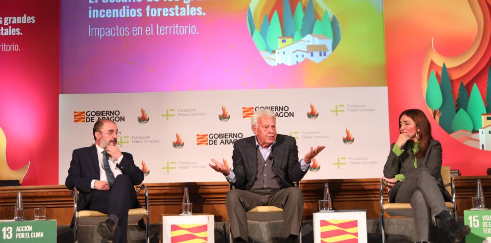Felipe González y Javier Lambán inauguran el foro ‘El desafío de los grandes incendios forestales. Impactos en el territorio’