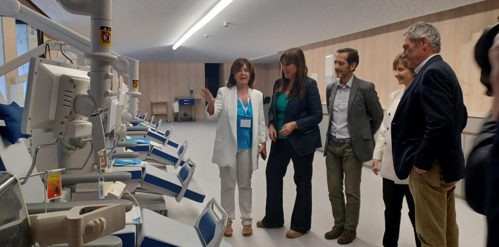 La consejera, en las nuevas instalaciones del San Juan de Dios.