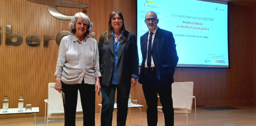 Alexandra Prados, Sira Repollés y Ángel Lanas, en apertura de la jornada.