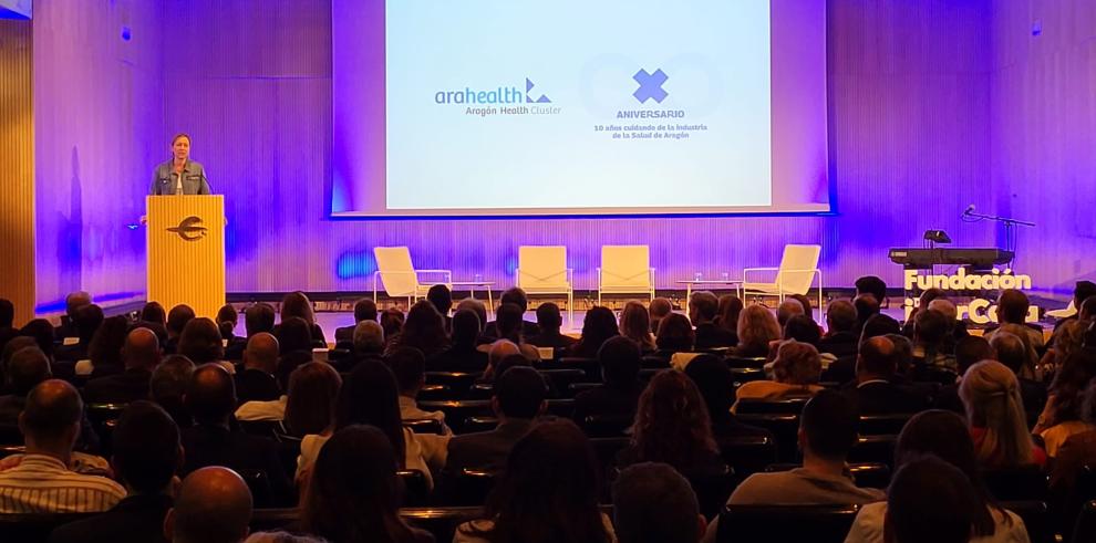 Marta Gastón en el décimo aniversario de Arahealth