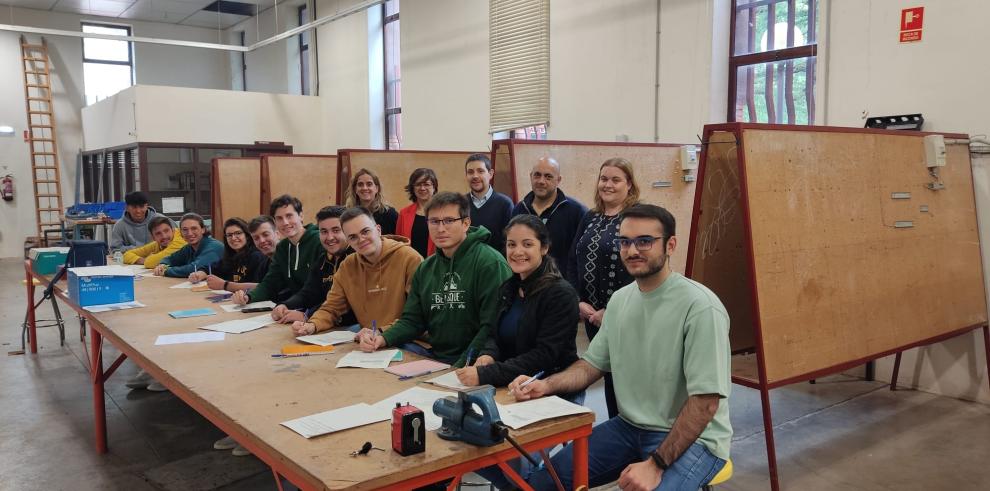Estudiantes universitarios en uno de los talleres en el Centro de Formación del INAEM en Teruel