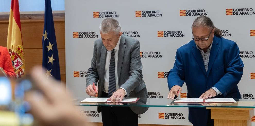 Samper y Penella firman el Plan Estratégico 2023-2027