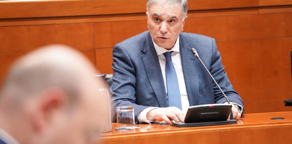 Juan José Orriés, desgranaba ayer en la comisión de agricultura de las Cortes de Aragón las líneas fundamentales del trabajo de su dirección general
