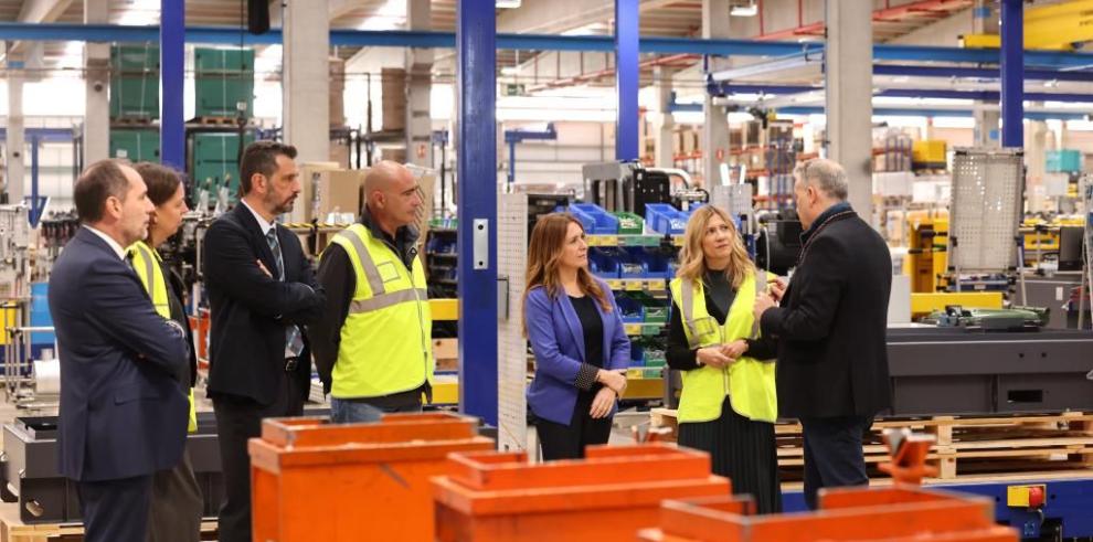 La vicepresidenta del Gobierno de Aragón ha visitado este miércoles la planta de Muel