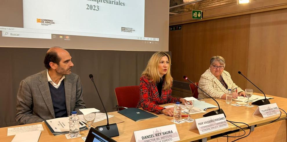 Mar Vaquero ha presidido la reunión de la Mesa de la Minería