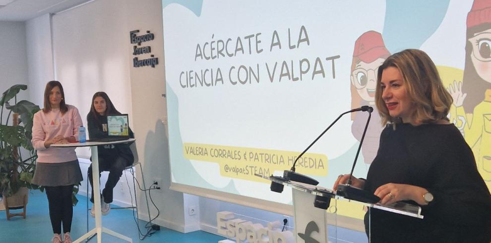 Un centenar de alumnos han participado en el taller 'Acércate a la ciencia' con ValPat