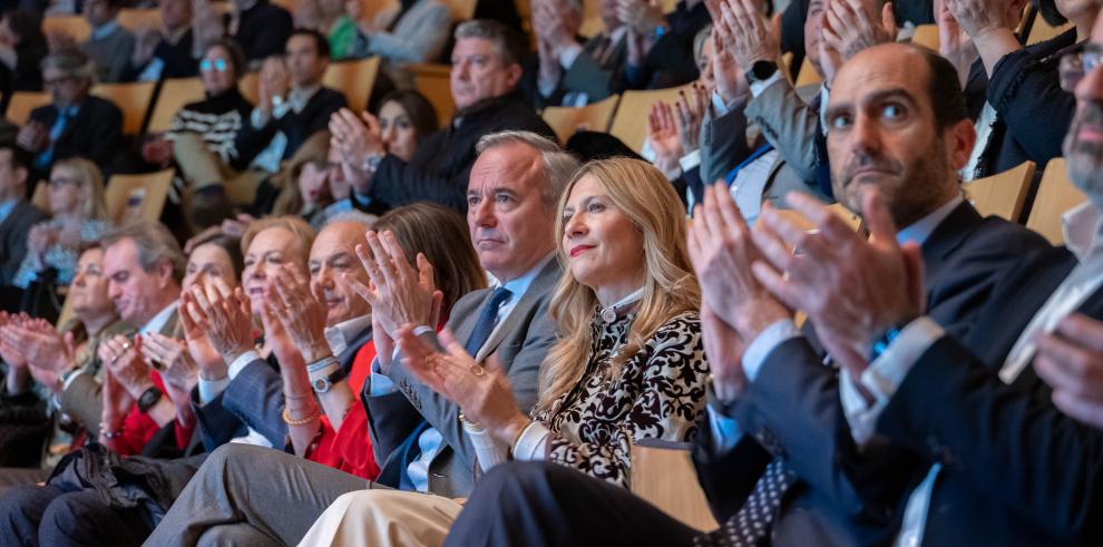 El presidente Azcón clausura los Premios Empresa Familiar de Aragón