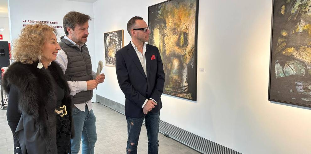 Pedro Olloqui, Julio Ramón y Susana Spadoni en la presentación de la exposición 'Juana Francés. Con voz propia'