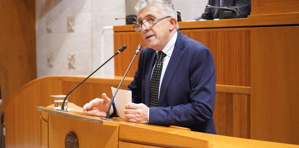 Angel Samper “es una ley que no contó con el aval de la mayoría del sector”.
