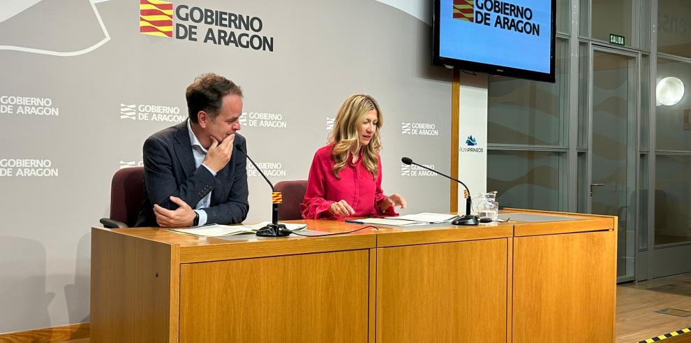 Roberto Bermúdez de Castro y Mar Vaquero, durante la rueda de prensa del Consejo de Gobierno
